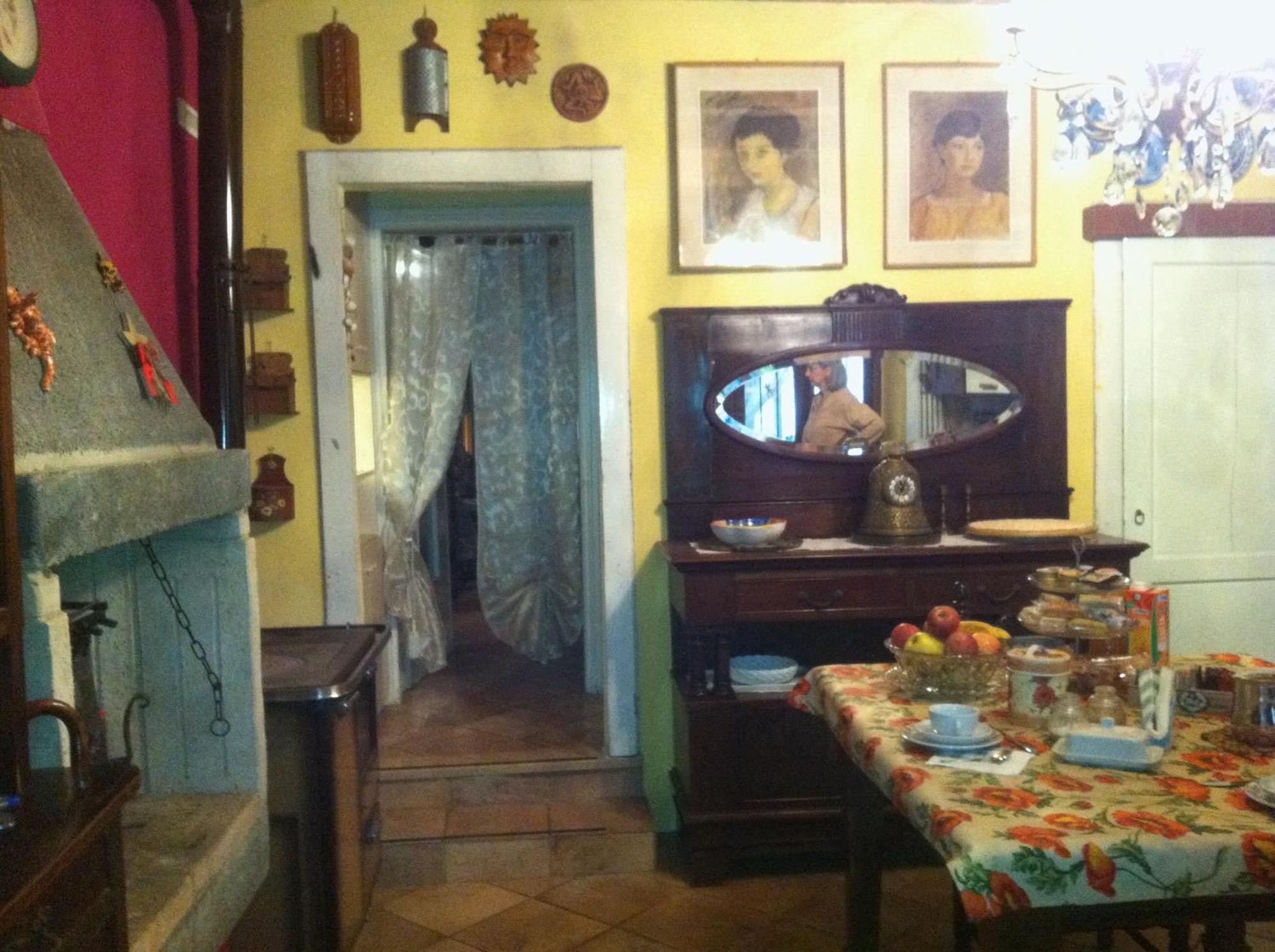 A Casa Di Susi Bed & Breakfast Castelnuovo del Garda Bilik gambar