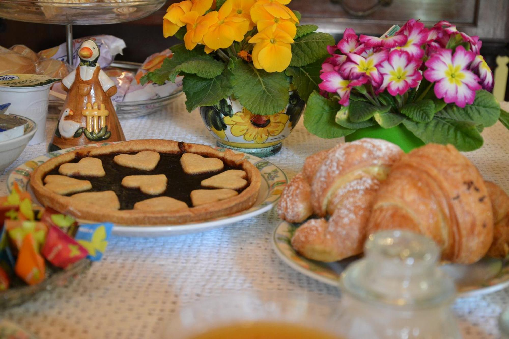 A Casa Di Susi Bed & Breakfast Castelnuovo del Garda Luaran gambar